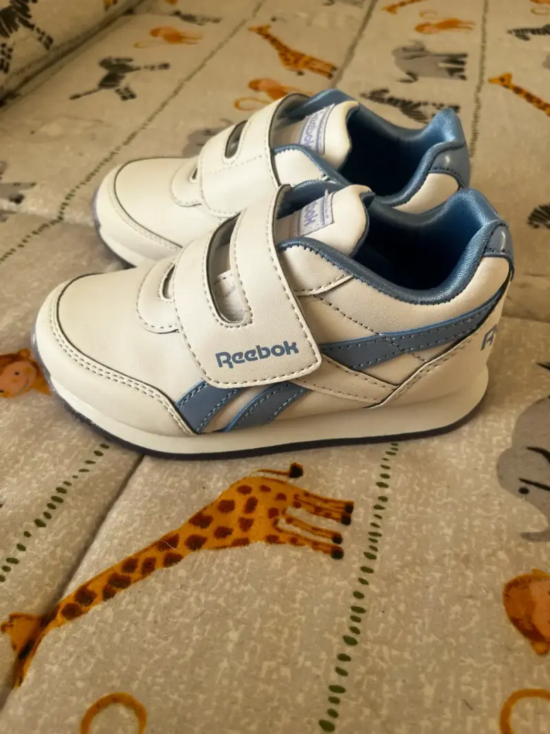 Zapatillas niñas Reebok nuevas - 4