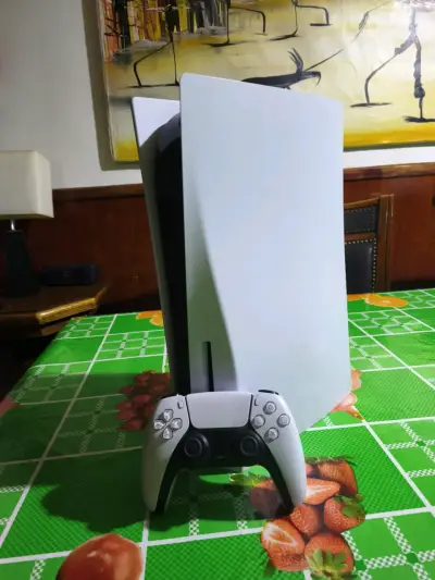 Vendo PS5 edición fat 500GB - miniatura 1