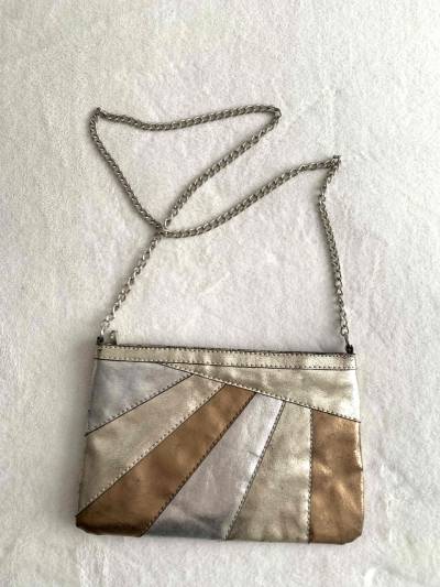 Cartera metalizada Mango - miniatura 1