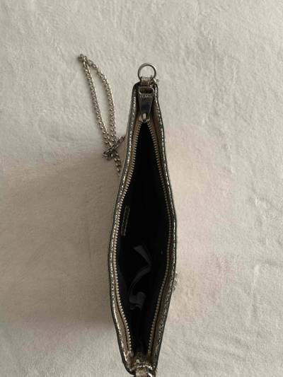 Cartera metalizada Mango - miniatura 5