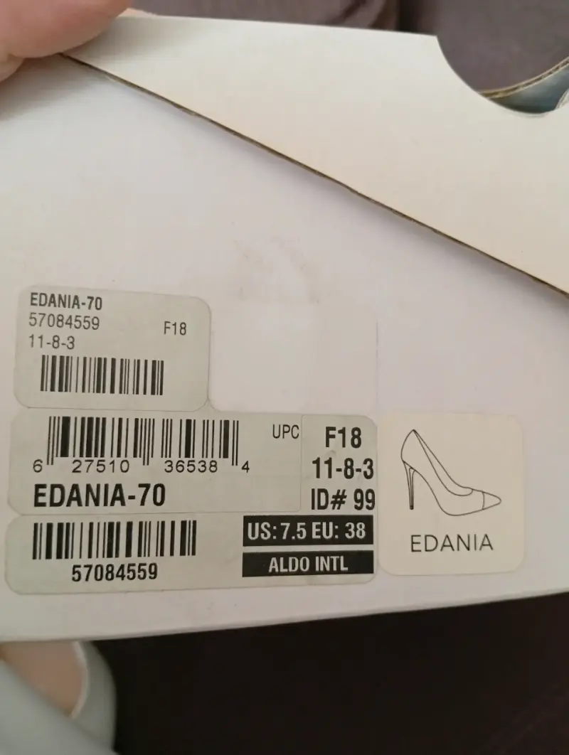 Zapatos blancos marca Aldo - 3