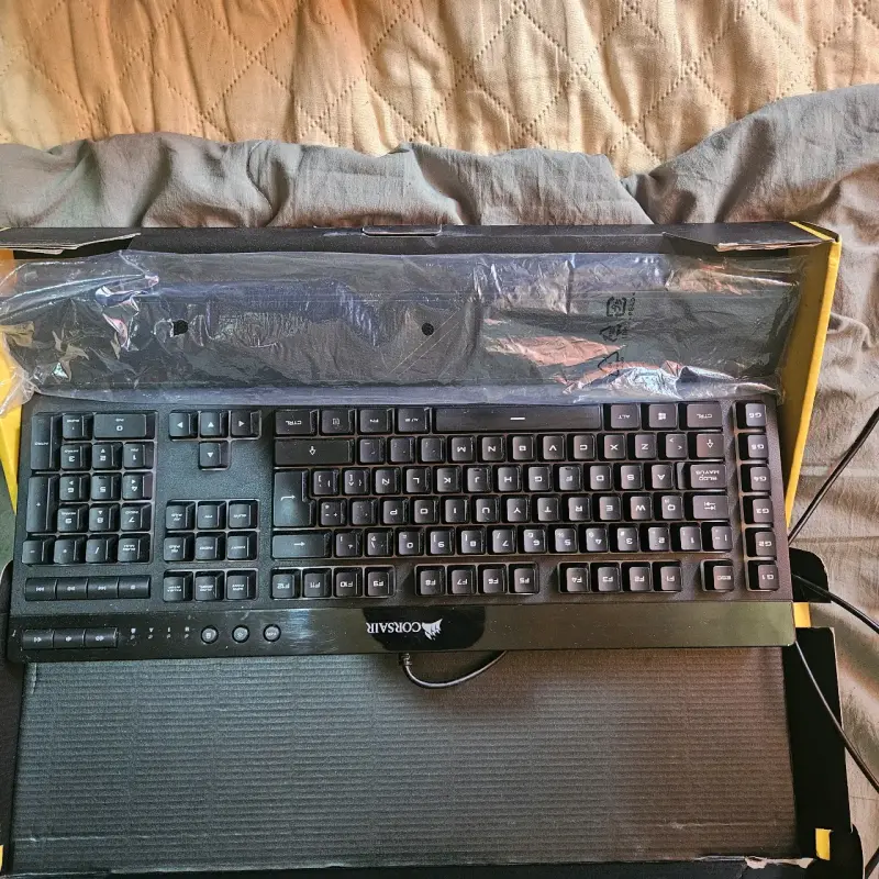 Teclado gamer corsair k55 - 2