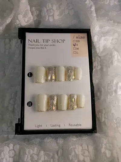 Set de uñas press on y kit de aplicación - miniatura 2