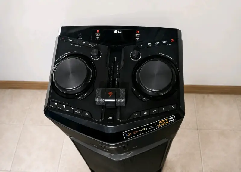 Parlante Lg - 2