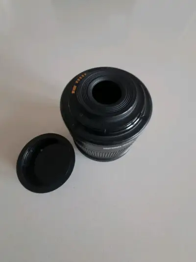 Lente canon EFS 10-18mm gran angular - miniatura 3