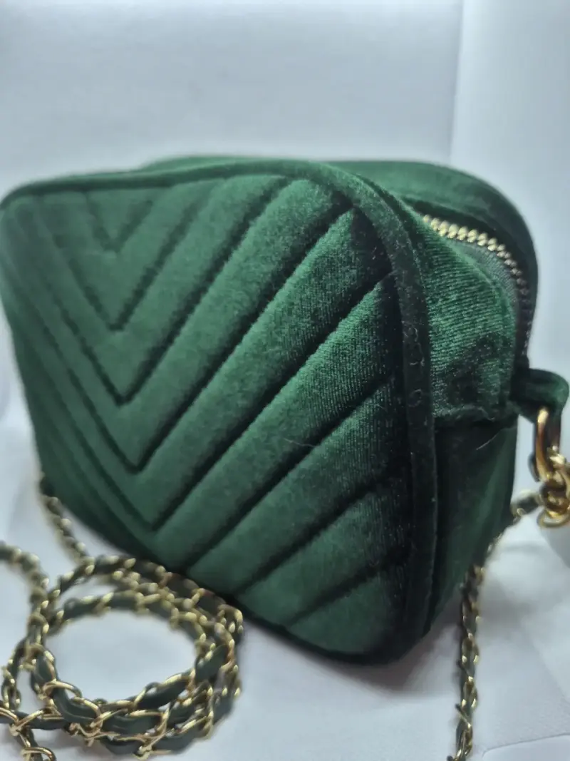 Cartera de terciopelo verde esmeralda con diseño a - 5