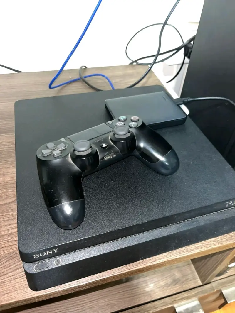 Ps4 Goldhen - 3