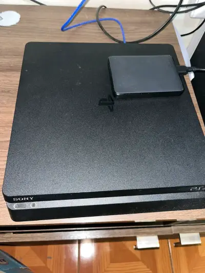 Ps4 Goldhen - miniatura 4
