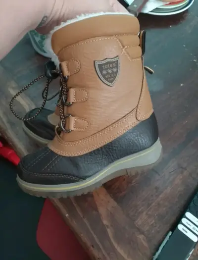 Botas - miniatura 1