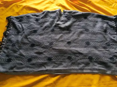 Ponchos rockfort, línea relax y escape - miniatura 3