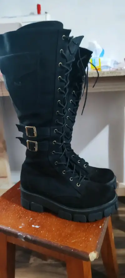 Botas en gamusa - miniatura 2