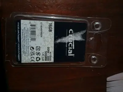 Memoria RAM Crucial de 16GB DDR4-3200 SODIMM - miniatura 1