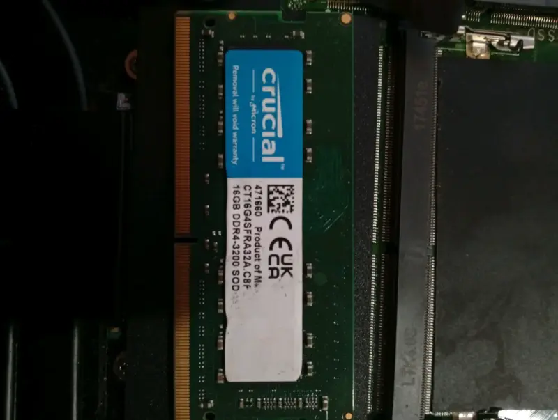 Memoria RAM Crucial de 16GB DDR4-3200 SODIMM - 5