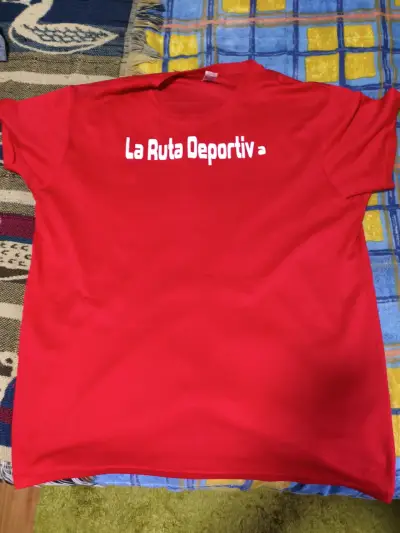 6 poleras de hombre - miniatura 2
