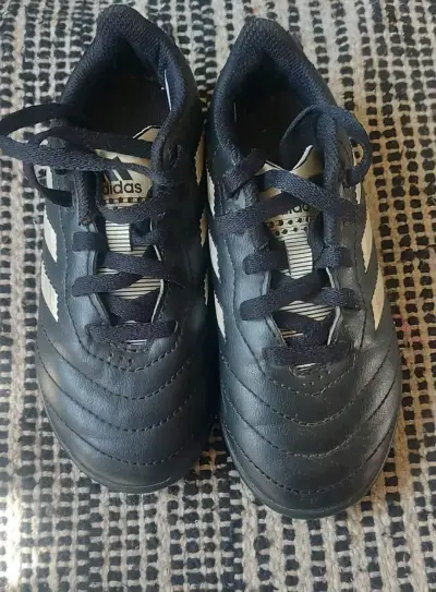 Zapatillas baby fútbol - miniatura 1