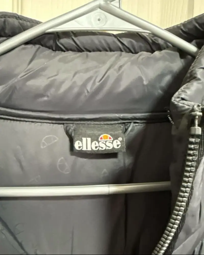 Chaqueta puffa marca ellesse original - 2