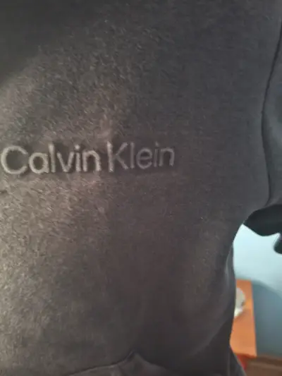Poleron neopren doble cierre calvin klein talla XL - miniatura 2