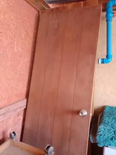 Puerta con chata y las llaves - miniatura 2