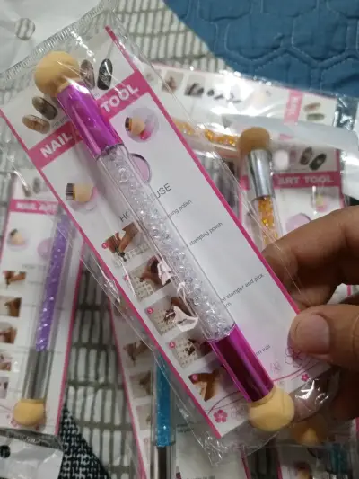 Lapiz esponja de uñas - miniatura 2