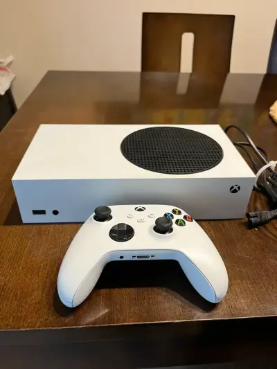 Xbox Series S - miniatura 1