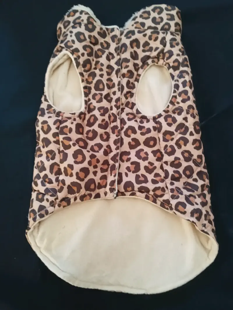 Parka de perrita animal print - 2