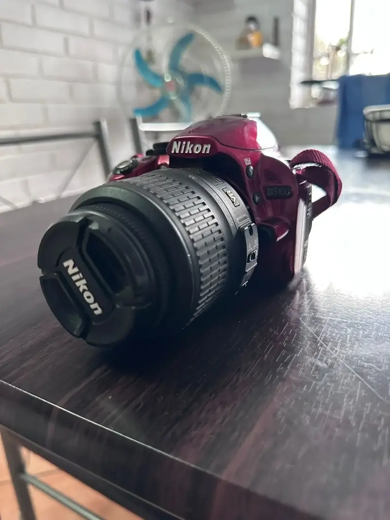 Nikon D3100 roja !!! - 1