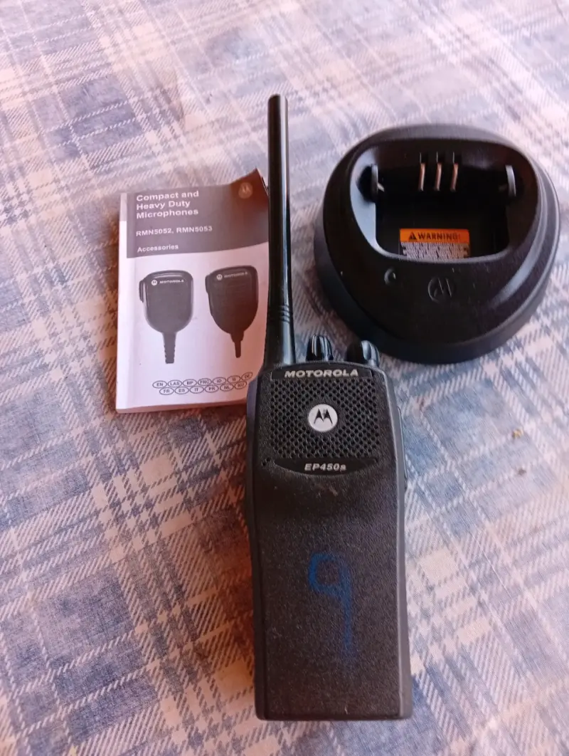 Radio Motorola EP450 - 3