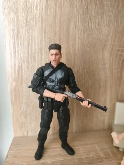 Marvel legends Punisher Daredevil Born Again - miniatura 4