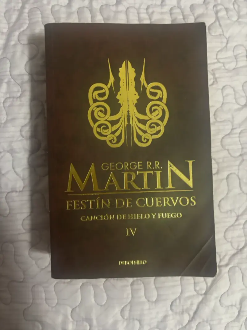 Libros de saga “Juego de Tronos” - 4