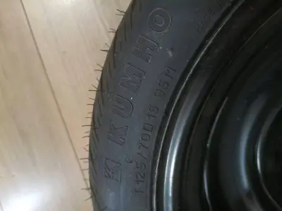 Vendo rueda de repuesto aro 15 - miniatura 3