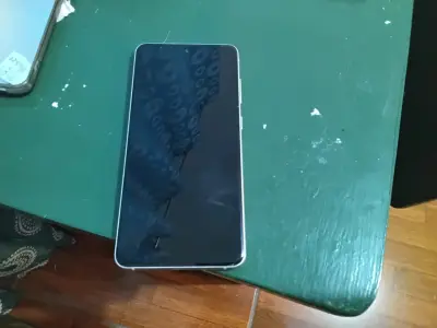 S21 plus de 256gb y 8 de ram - miniatura 4