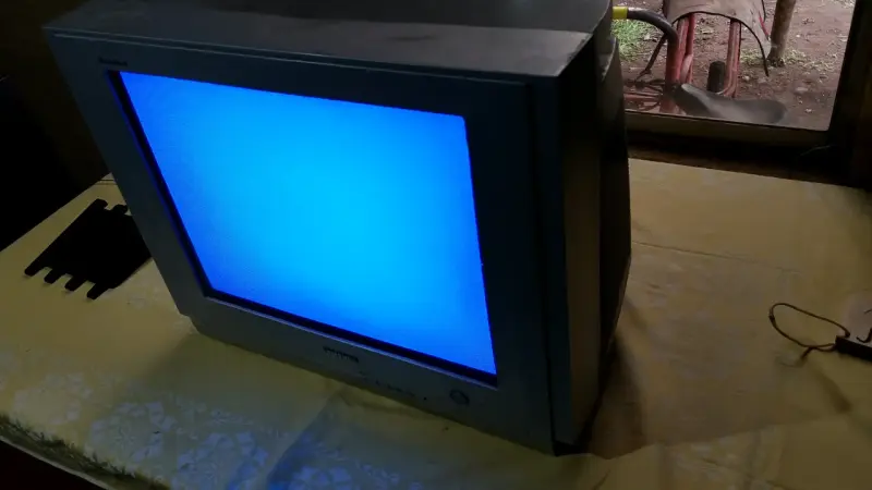 Televisor antiguo Samsung - 2