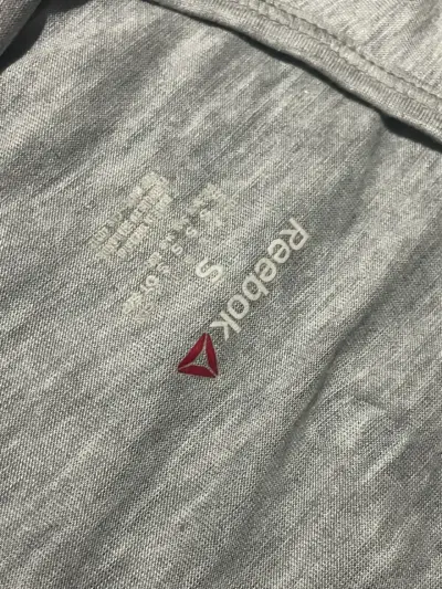 Polera deportiva Reebok - miniatura 3