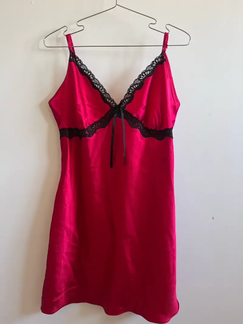 Camisa de dormir incluye bata. Marca Maidenform - 2