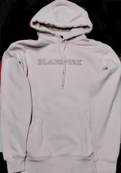 Poleron BLACKPINK x H&M talla S - miniatura 1