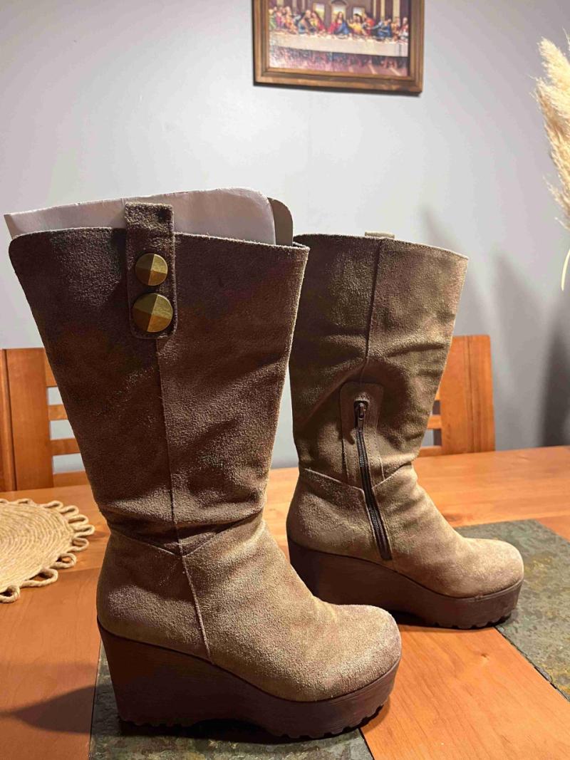 Botas