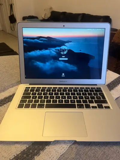 MacBook Air excelente estado - miniatura 2