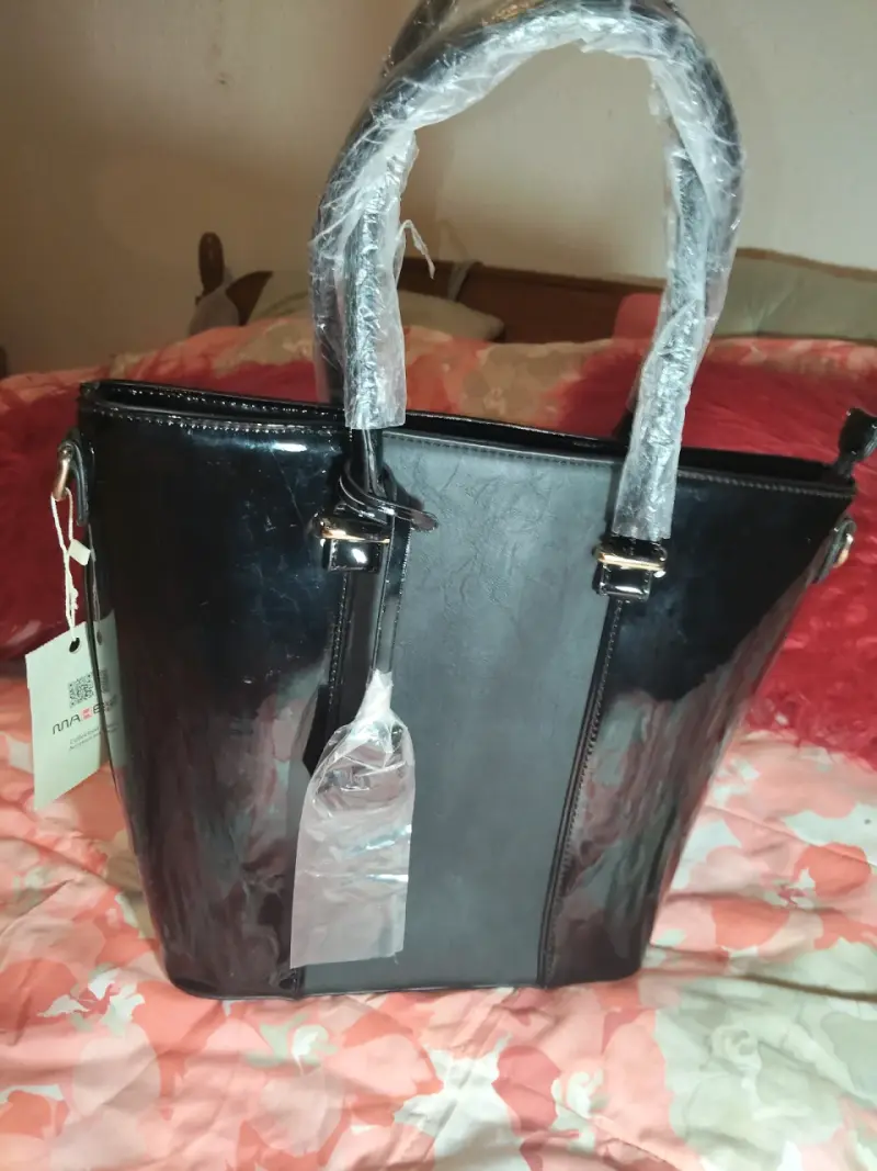 Cartera nueva sellada - 1