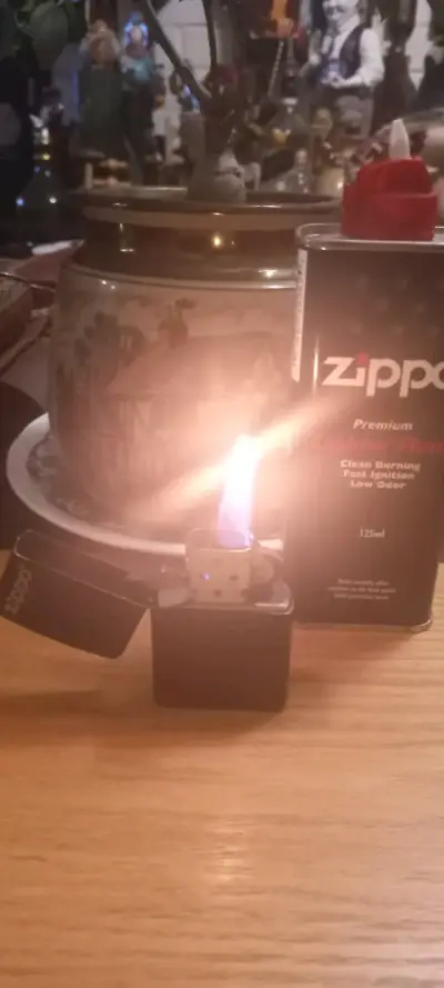 Encendedor ZIPPO - miniatura 1