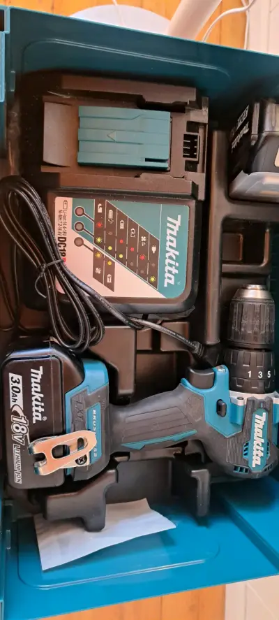 Atornillador Inalambrico makita de 18v 3.0 ah - miniatura 1