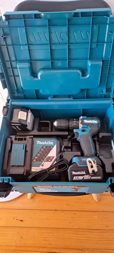 Atornillador Inalambrico makita de 18v 3.0 ah - miniatura 2
