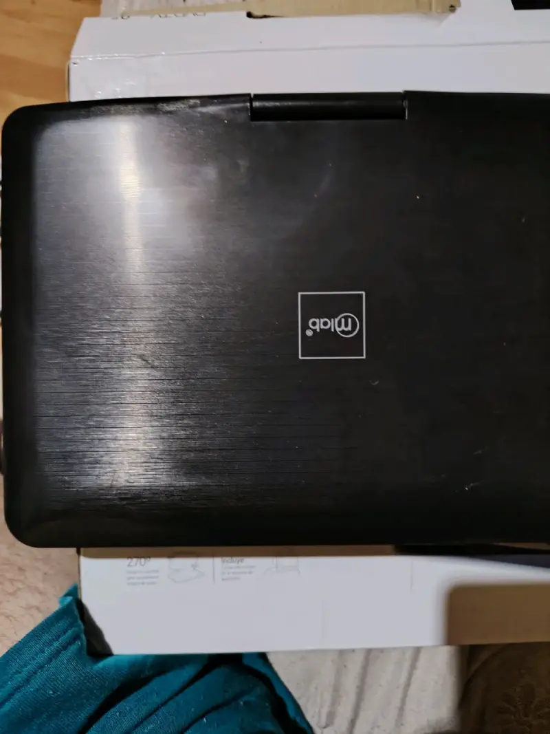 DVD TV 9 pulgadas marca mlab - 6