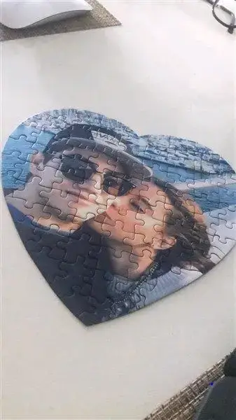Rompecabezas de forma de ♥️ - miniatura 1