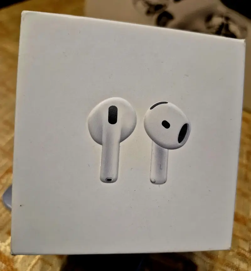Airpods 4 Originales Nuevos Sellados - 1