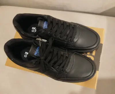 Zapatilla North Star nueva sin uso talla 42 - miniatura 3