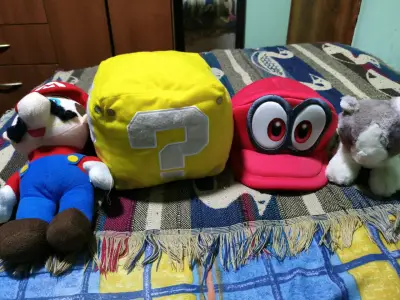 Pack Super Mario : Gorra Cappy ORIGINAL + Peluches - miniatura 1