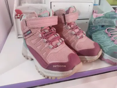 Zapatos de niña - miniatura 3