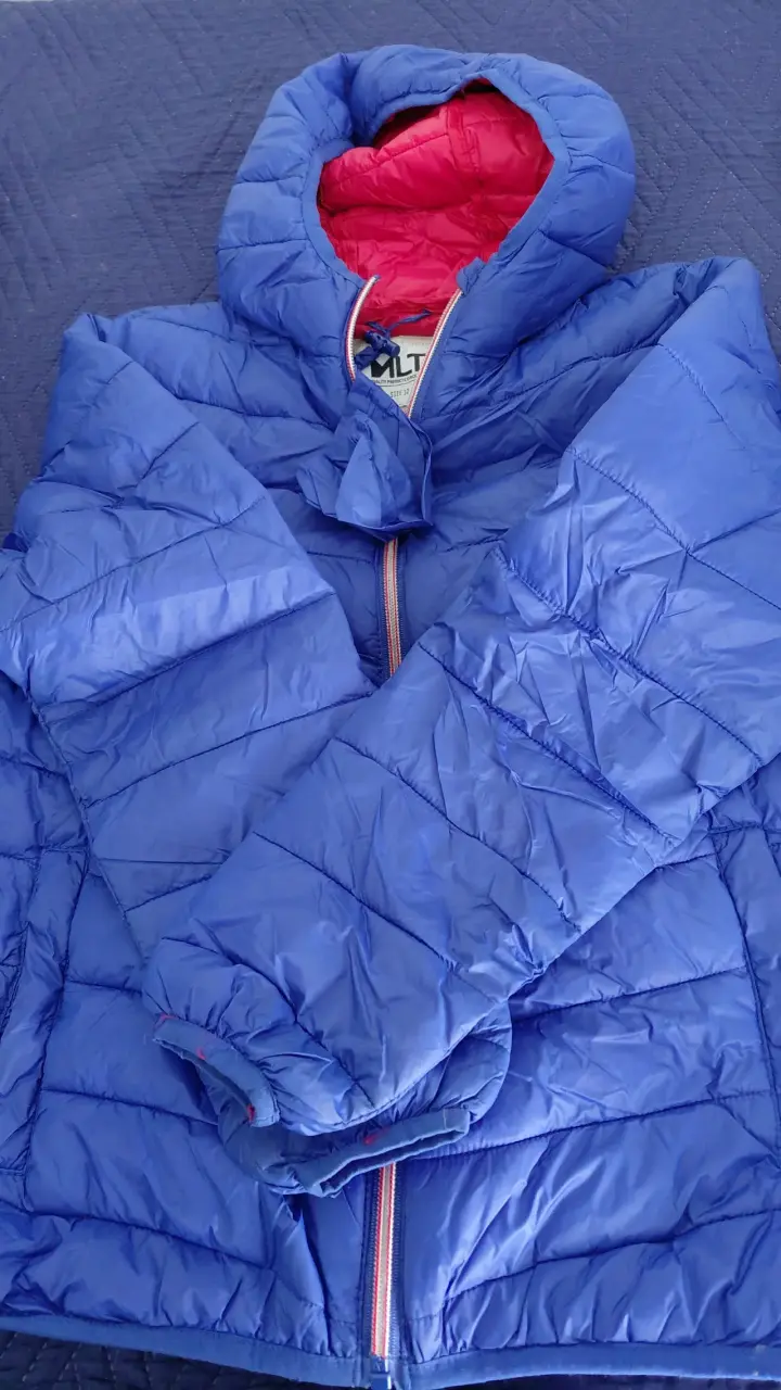 Ropa de lolo nueva y muy 3 posturas otras. - 2