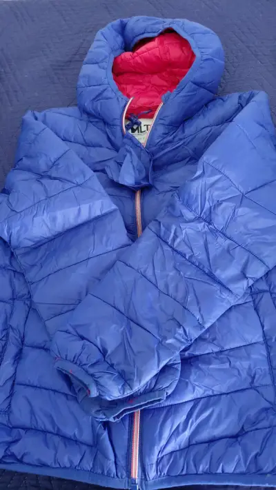 Ropa de lolo nueva y muy 3 posturas otras. - miniatura 2