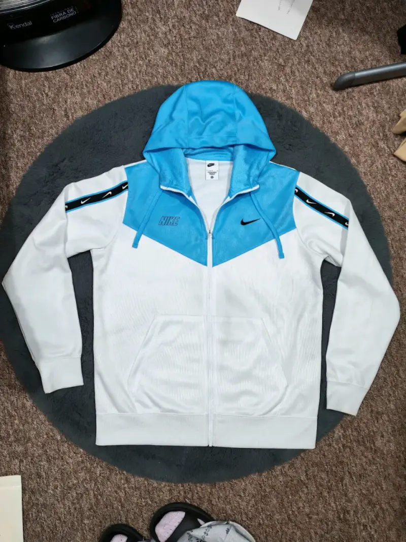 Poleron Nike - 4